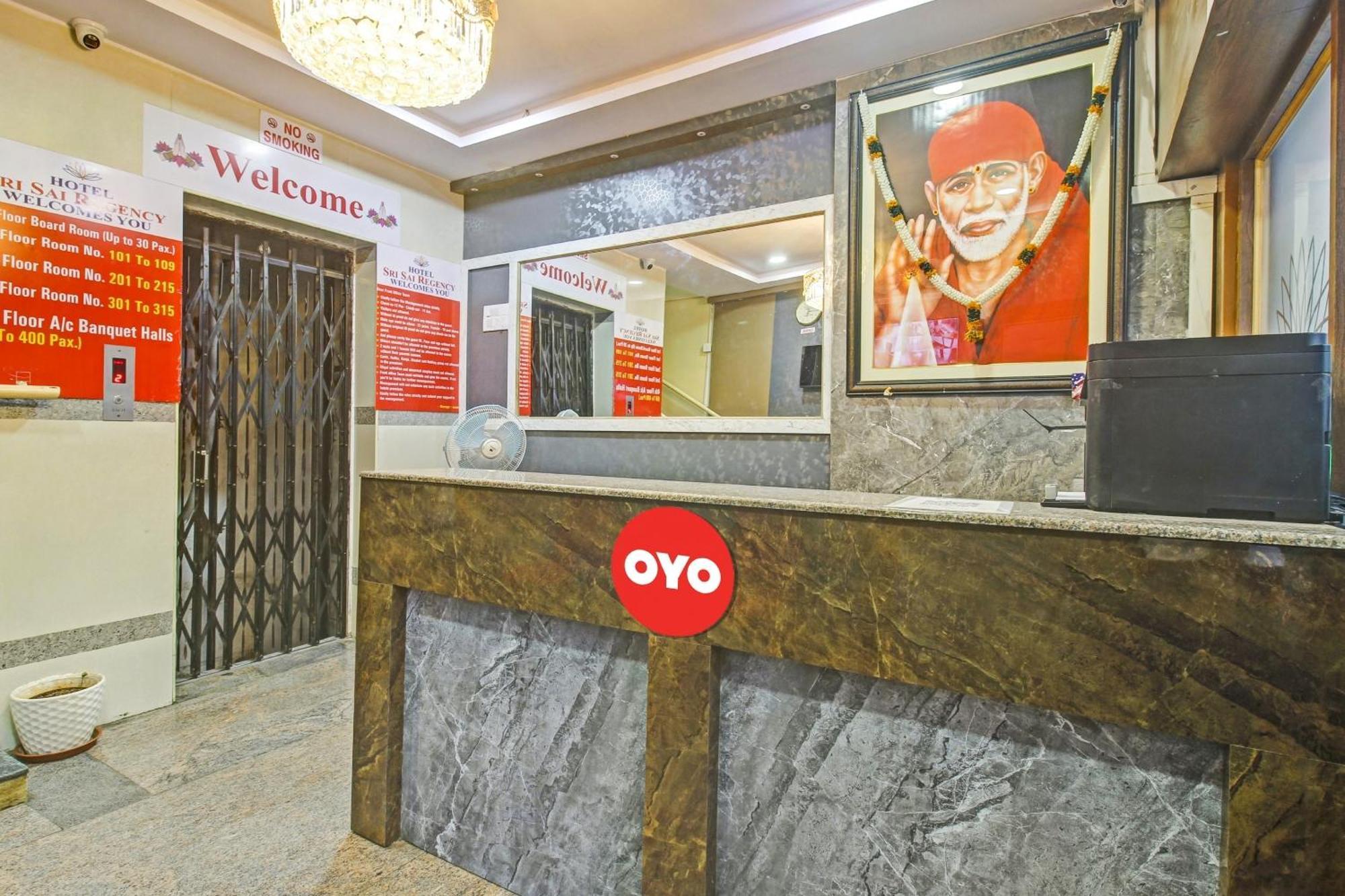 Super Hotel O Sri Sai Regency Гайдарабад Екстер'єр фото