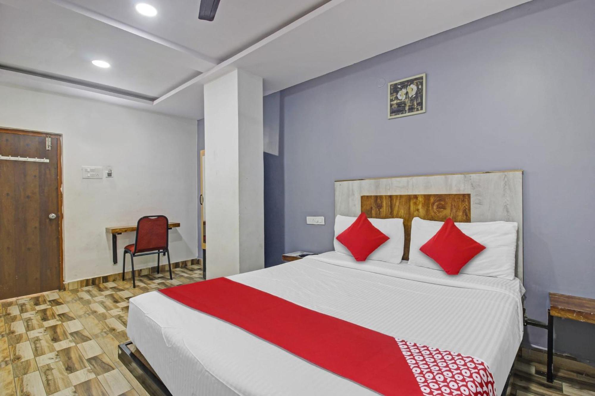 Super Hotel O Sri Sai Regency Гайдарабад Екстер'єр фото