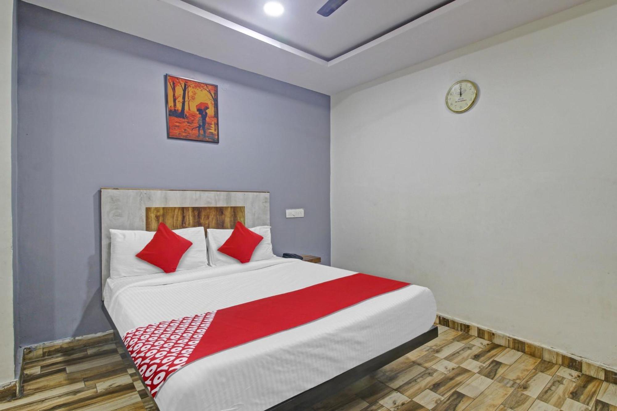 Super Hotel O Sri Sai Regency Гайдарабад Екстер'єр фото